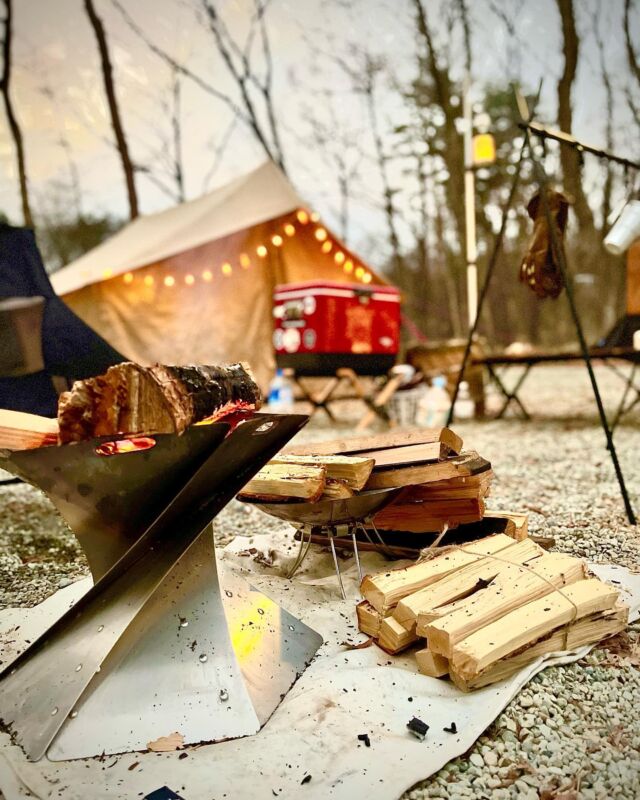 本日のお客様。
焚火台が、格好良すぎて一目惚れでした✨

焚火を楽しむ。
贅沢な時間です😊

ギアもこだわりのあるものばかりで、そんなお客様から、いいキャンプ場ですね、と言って貰える瞬間が本当に嬉しいです。

ありがとうございます✨

#キャンプ
#ファクトランド
#ファクトランドキャンプ場
#栃木キャンプ場
#キャンプ好き
#ソロキャンプ
#手ぶらでキャンプ
#焚き火
#TOWAピュアコテージ
#NOZARU
#那須
#那須高原